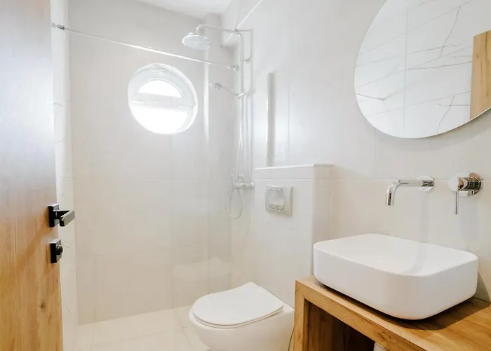 Aelia Prime Experience 1 *