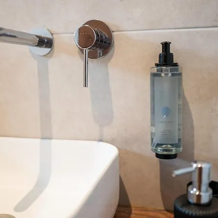 Aelia Prime Experience 1 *